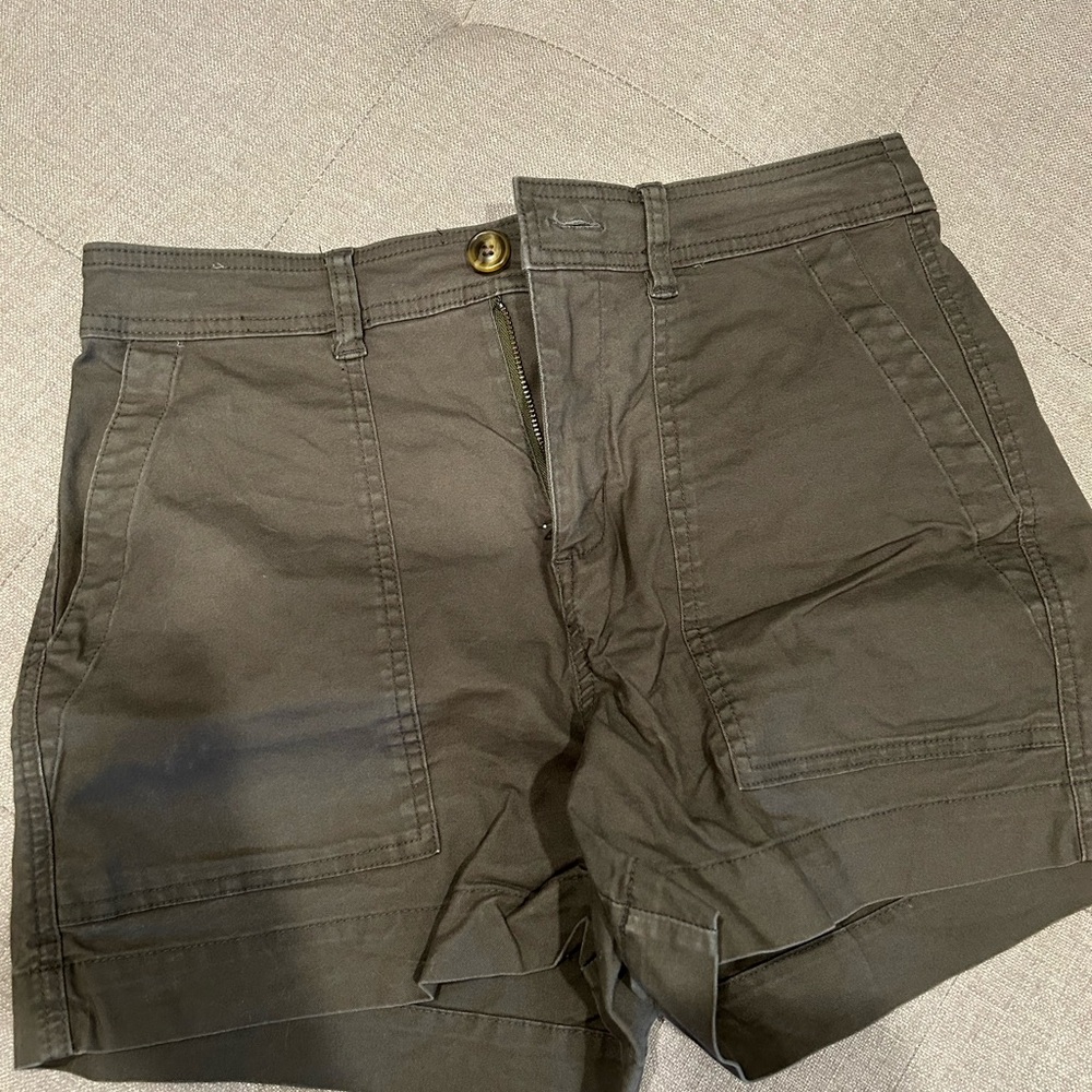A New Day Green Cargo Shorts Utility Style
